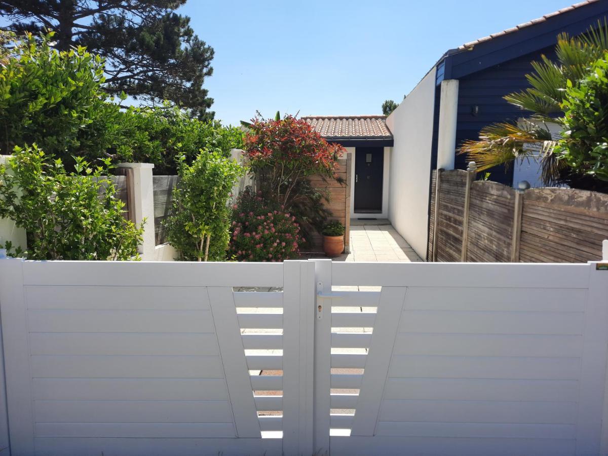 Villa Privee A 300M De La Plage Saint-Gilles-Croix-de-Vie Exteriör bild